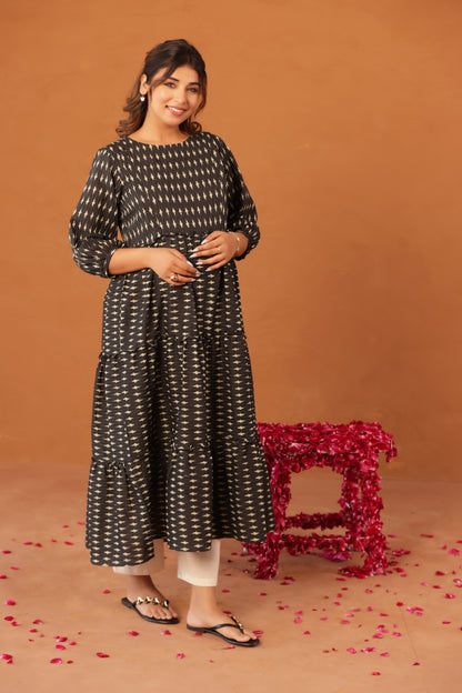 Noir Ikkat Trail Maternity & Nursing Kurta