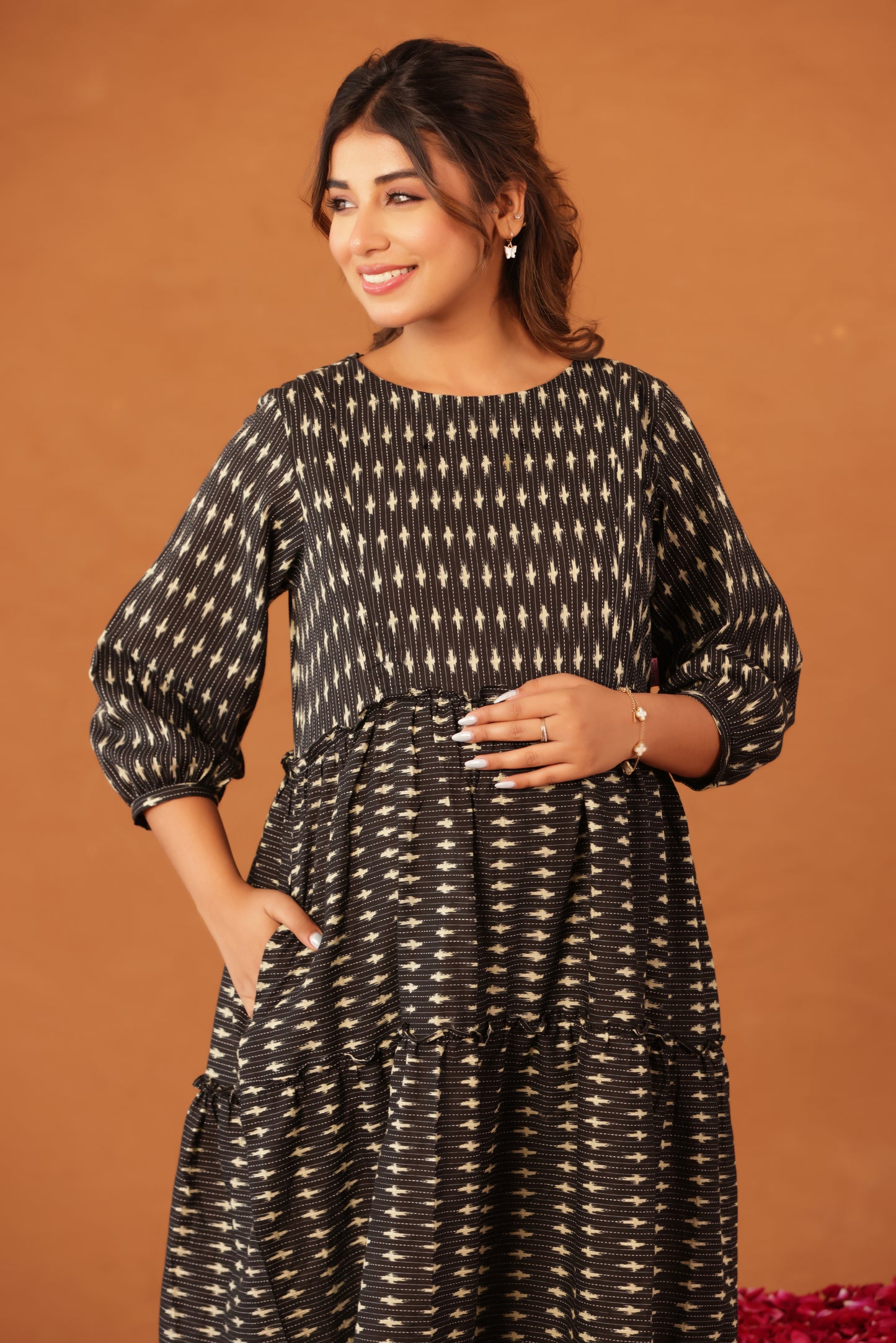 Noir Ikkat Trail Maternity & Nursing Kurta