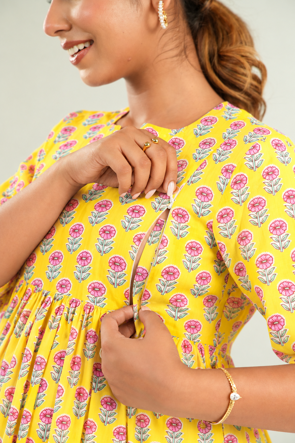 Daisy Doodle Maternity & Nursing Top