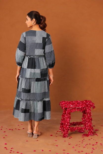 Silver Slate Maternity & Nursing Tier Dress