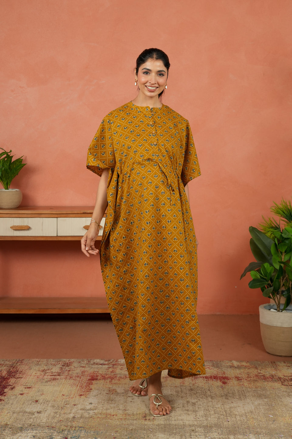 Kamal Jaali Maternity & Nursing Kaftan