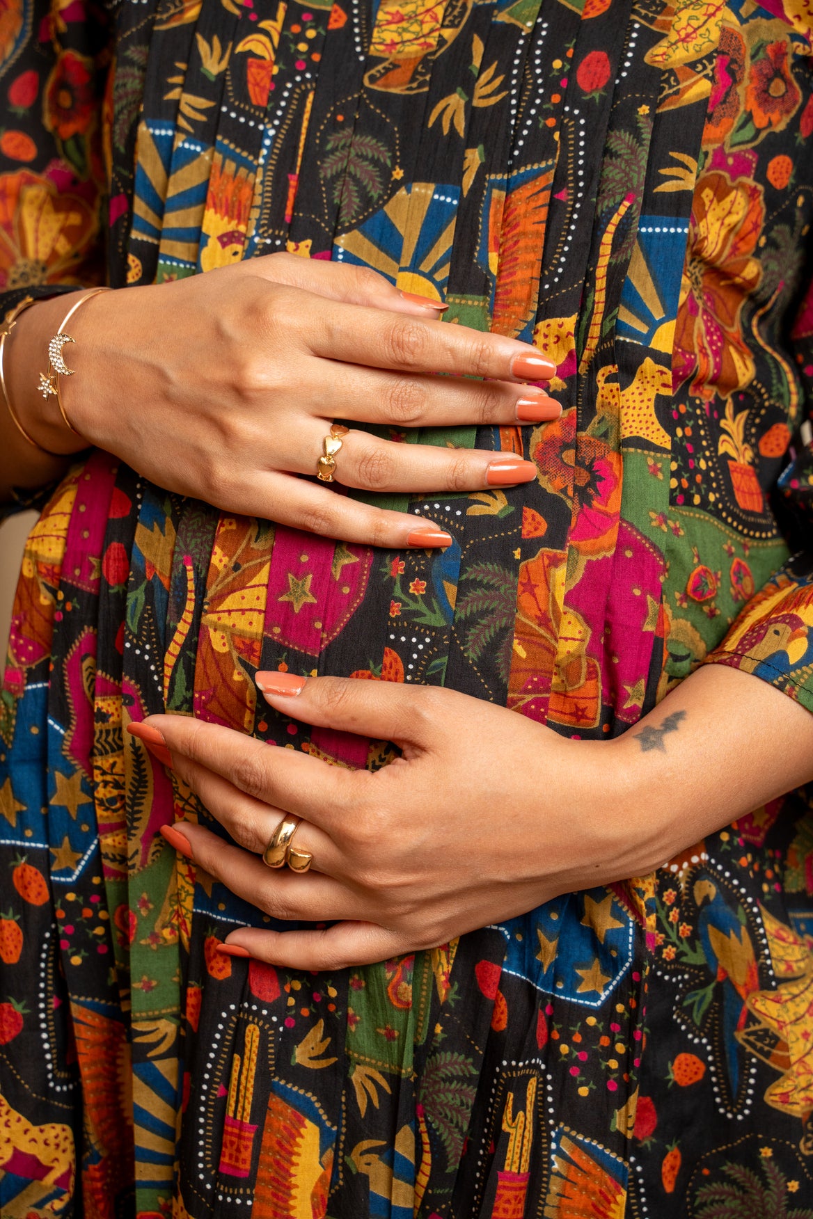 Rangrez Bazaar Pleated Maternity & Nursing Kurta Set