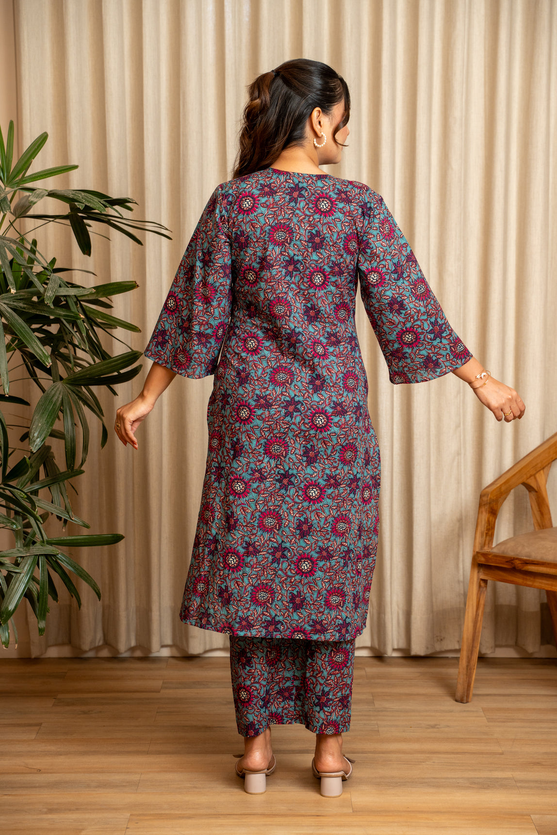 Raat Rani Bloom Pleated Maternity & Nursing Kurta Set