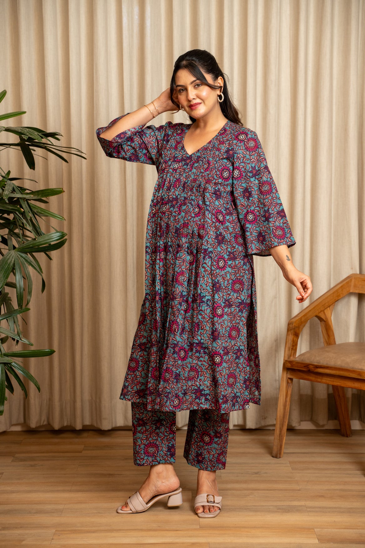 Raat Rani Bloom Pleated Maternity & Nursing Kurta Set
