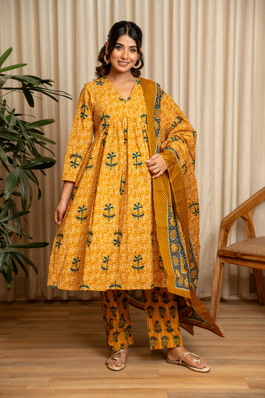 Amaltas Grove Maternity & Nursing Kurta Pant Set with Dupatta