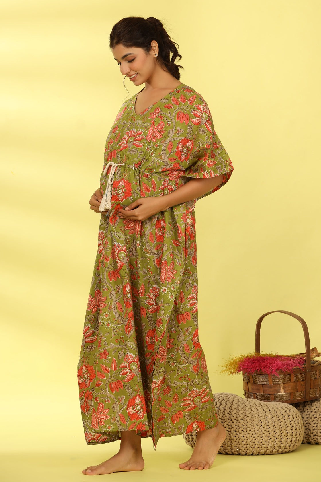 Gulmohar On Green Maternity & Nursing Kaftan