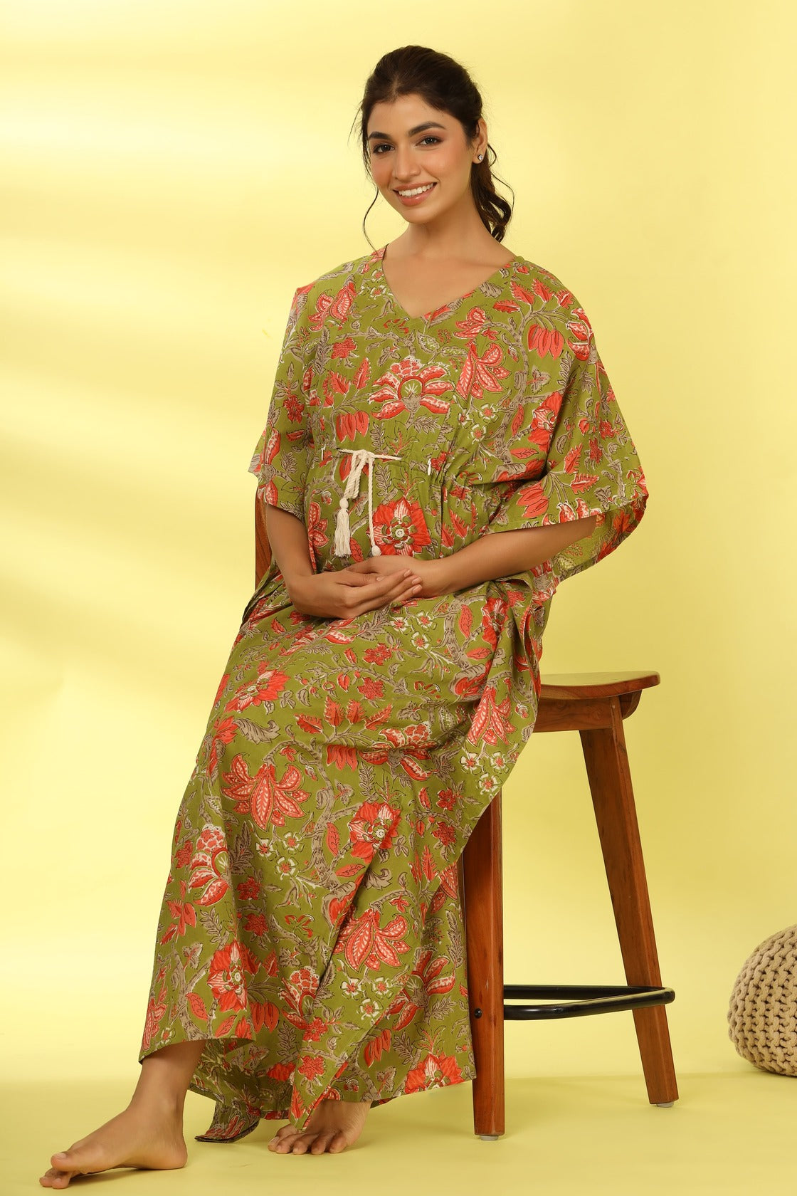 Gulmohar On Green Maternity & Nursing Kaftan