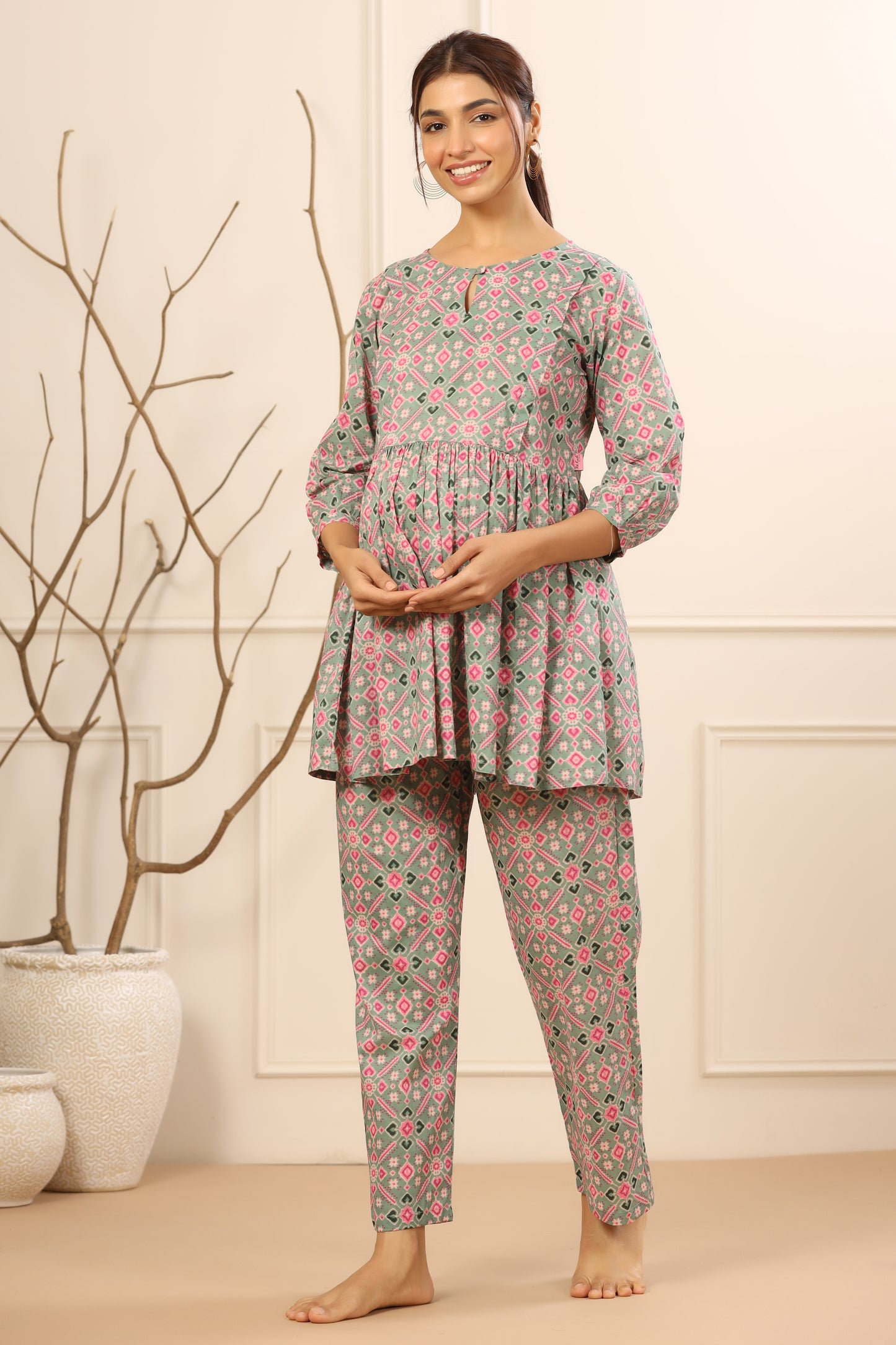 Patola Print On Green Maternity & Nursing Set