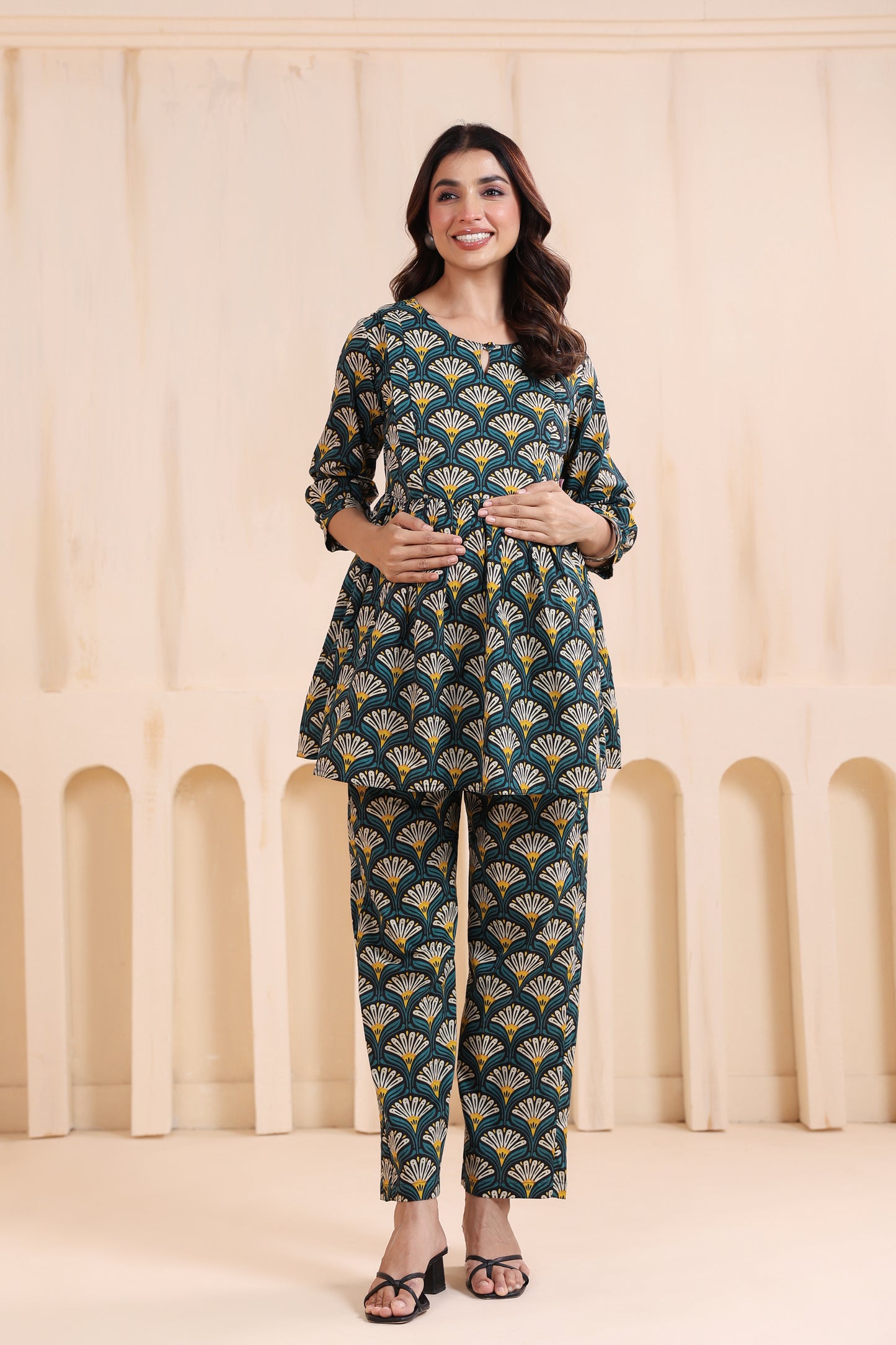 Black Bloom Maternity & Nursing Set