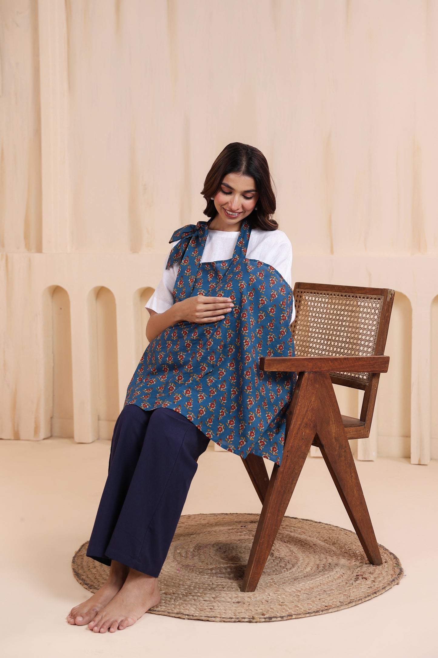 Blue Essence Feeding Cover